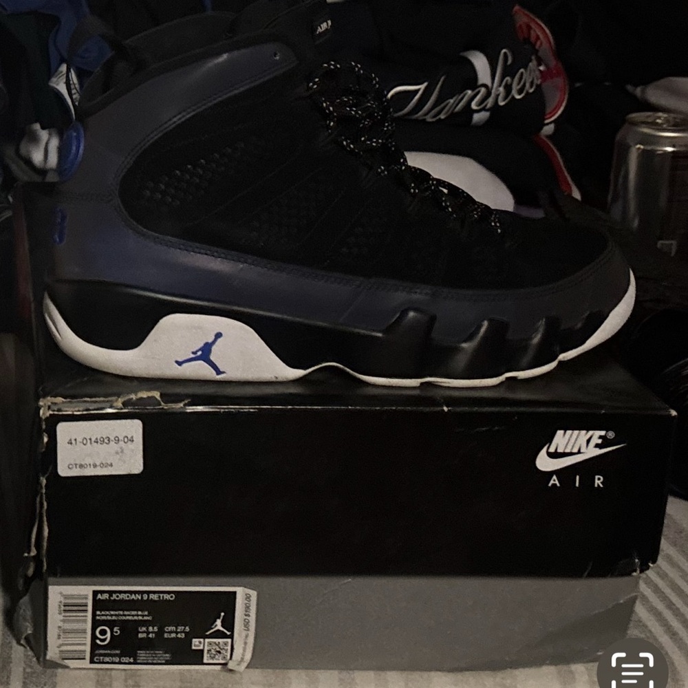 Nike Air Jordan 9 Retro Black Sneakers